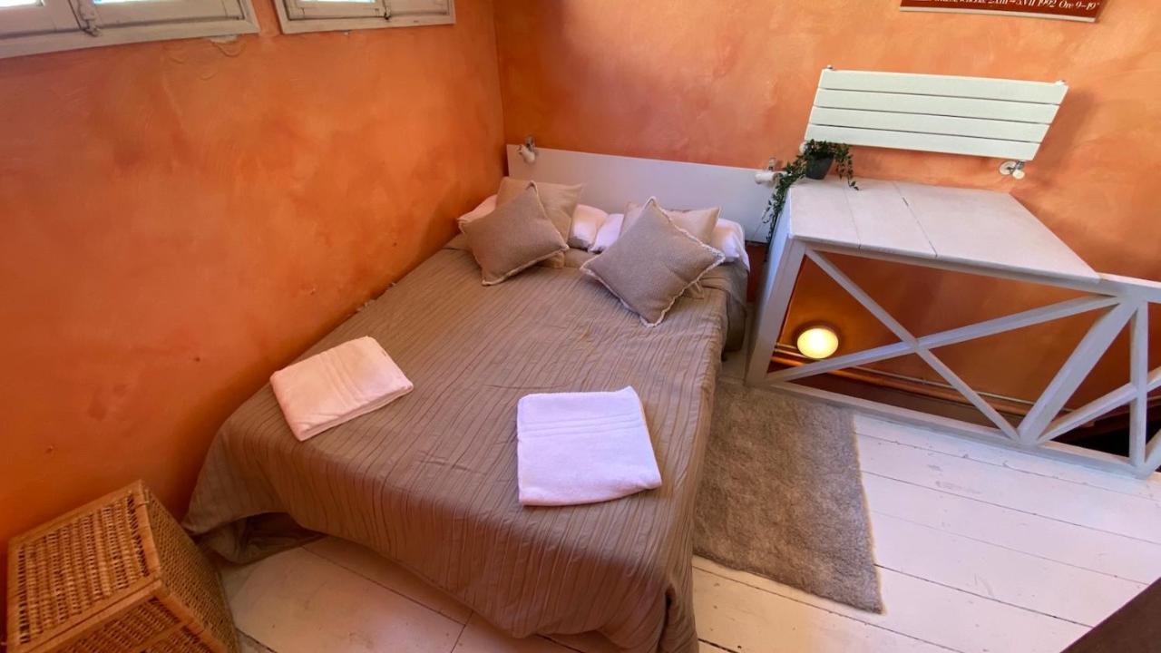 Ca' Romantica - Big Appartment At Accademia Veneza Exterior foto